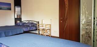 Гостевой дом GoraTwins guest house near Boryspil airport Гора Улучшенный номер с 2 кроватями размера «queen-size»-2